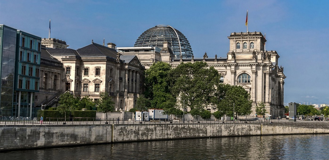 Der Reichstag in der Nähe vom Arte Luise Hotel